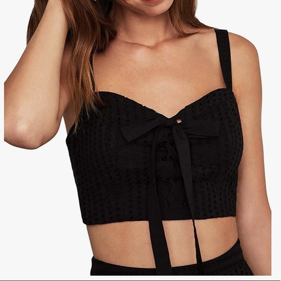 BCBGMAXAZRIA Womens Eyelet Lace-Up Crop Top - Picture 3 of 3